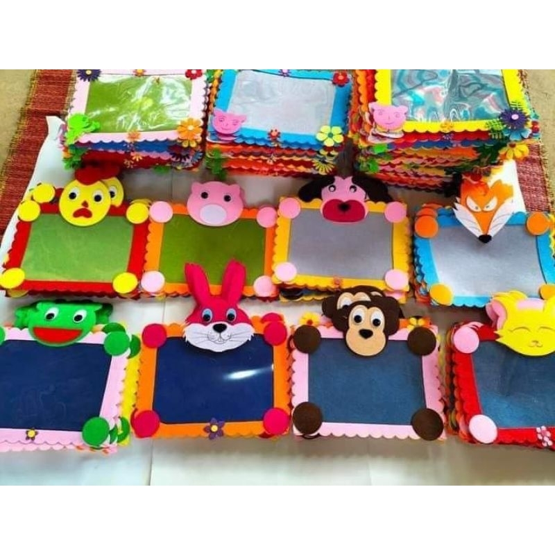 Khung trưng bày sản phẩm mặt thú