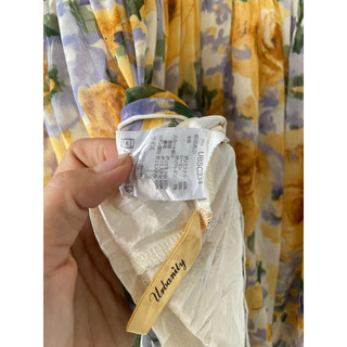 Áo vốn hoa siêu xinh
