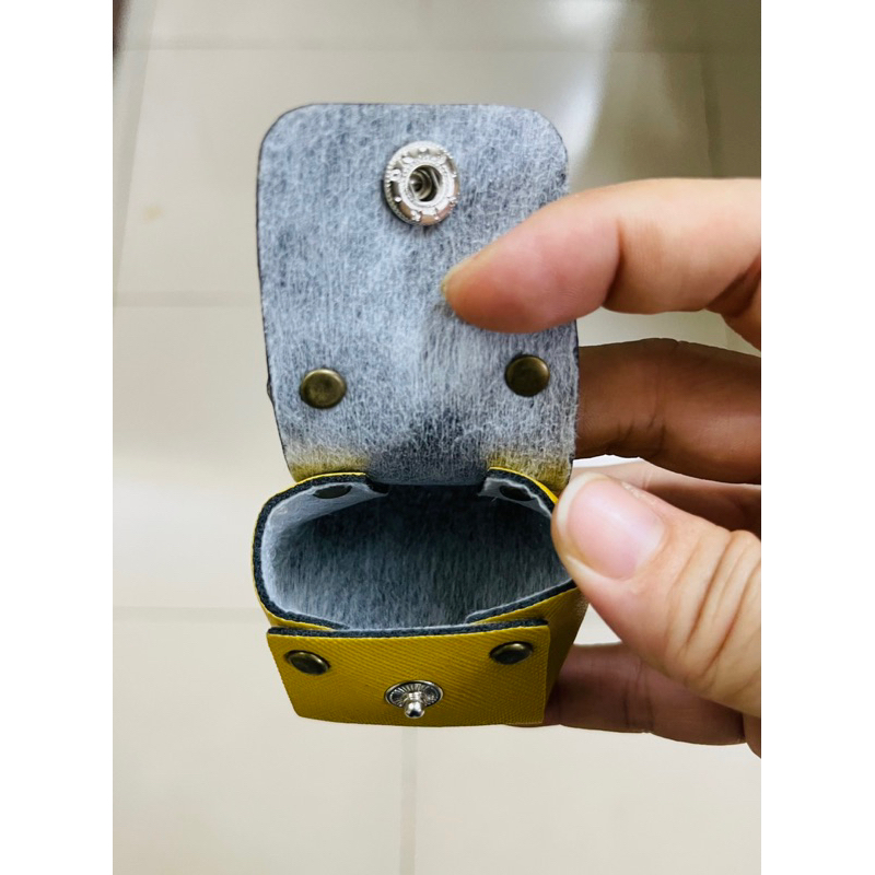 Móc khóa hình túi V.R.O.H.TO