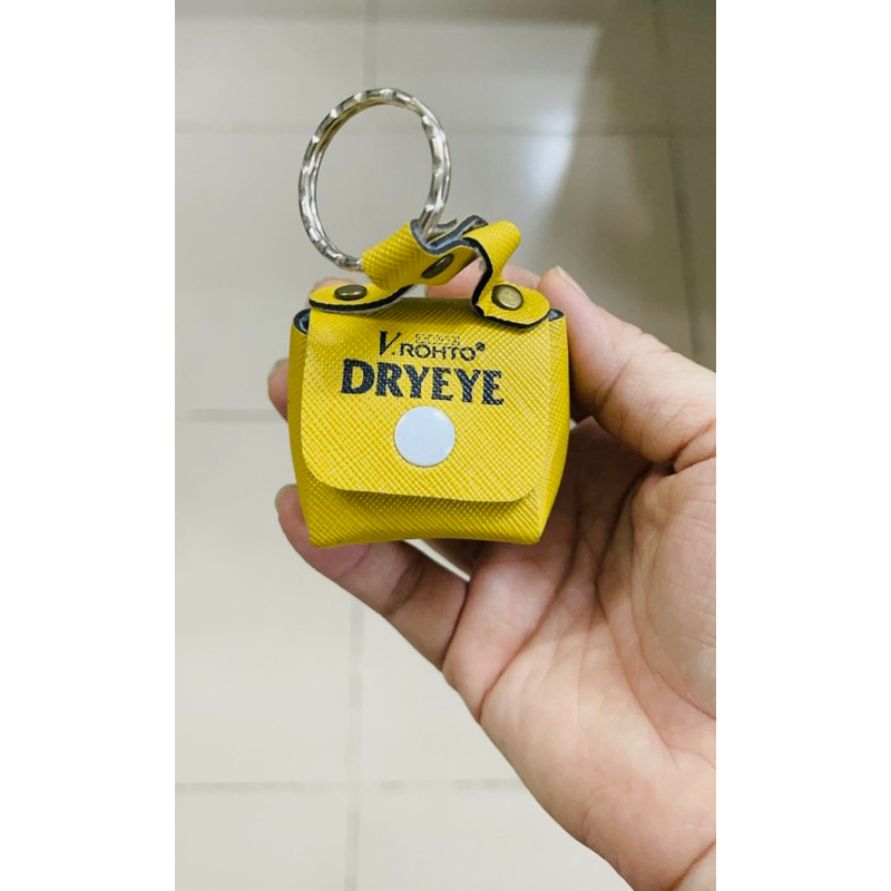 Móc khóa hình túi V.R.O.H.TO