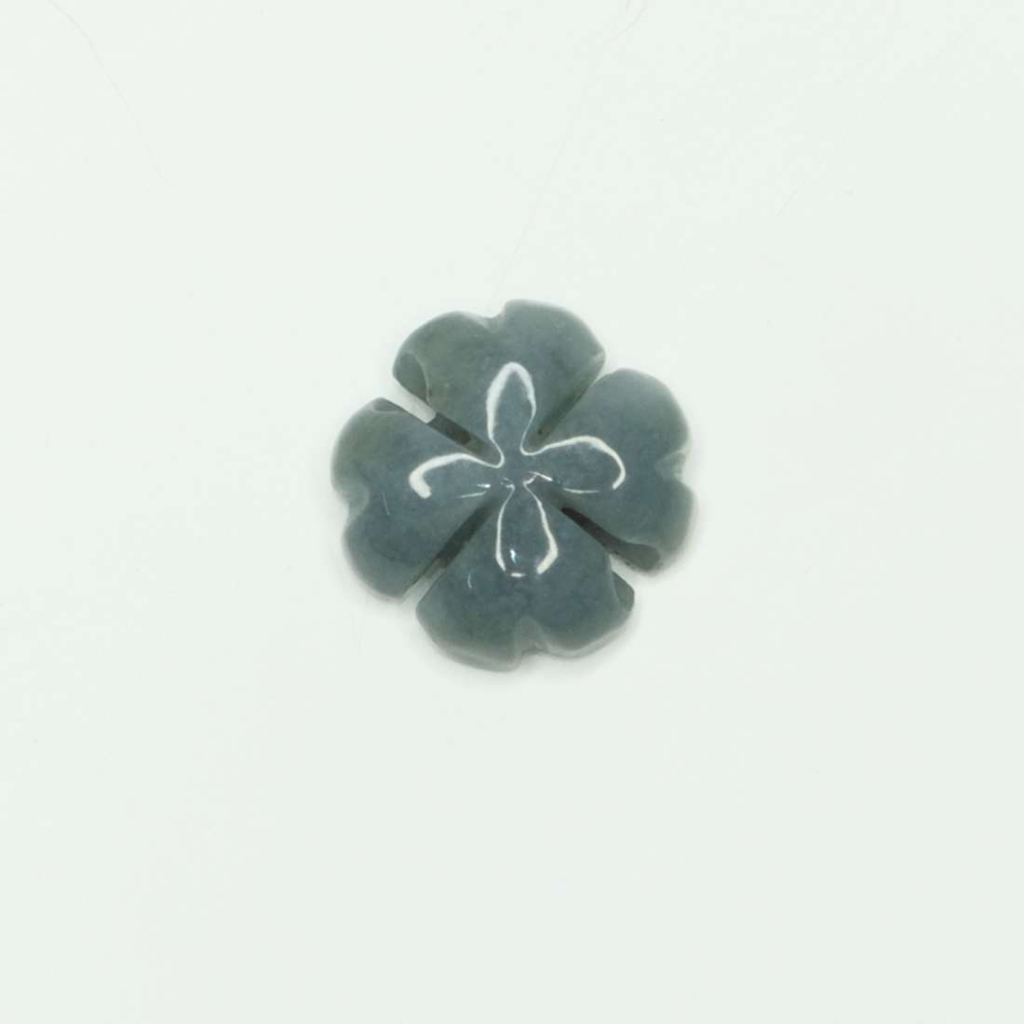 Cỏ bốn lá xỏ vòng tay, mặt dây Lam Ngọc A chuẩn thiên nhiên UPCARA