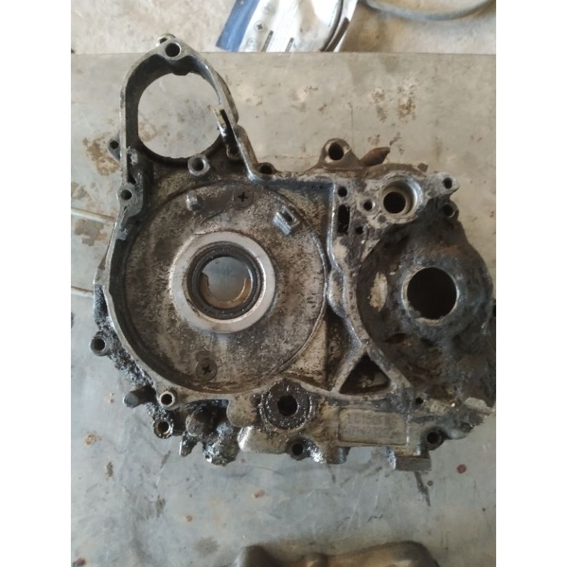 Vách giữa  xe máy dream - wave cũ hàng zin tháo xe