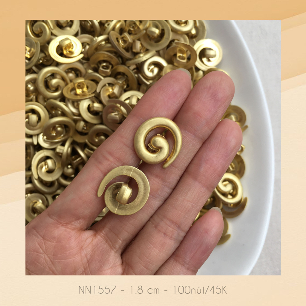 Set 100 nút áo NN1557, size 1.8cm