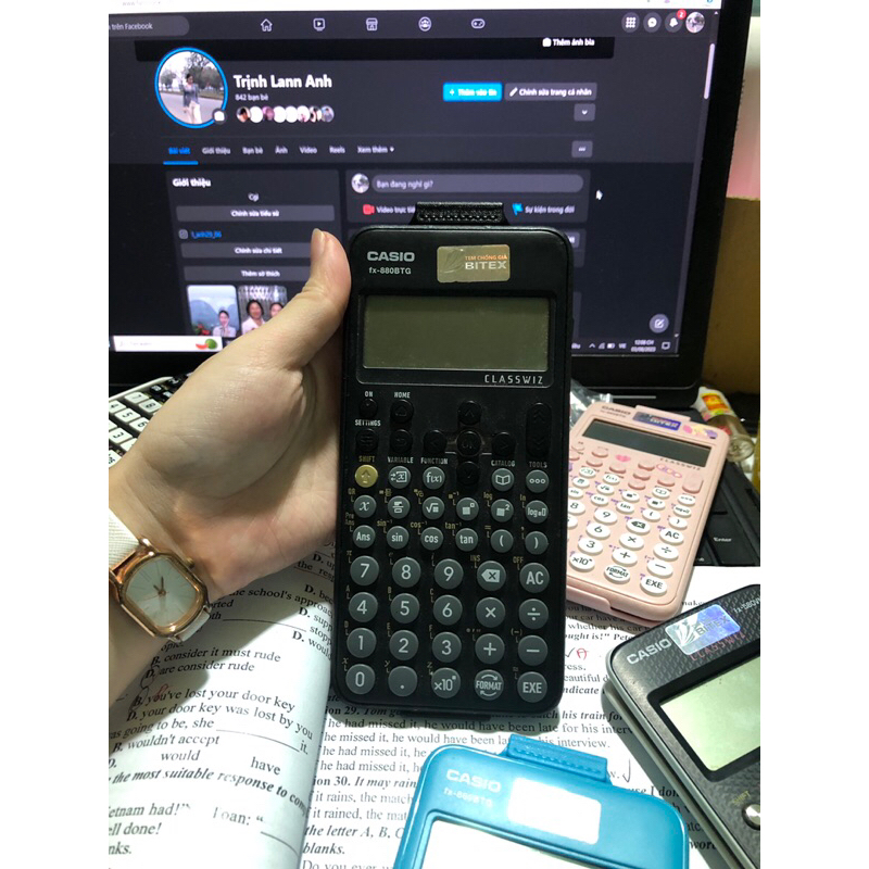 Máy tính casio 580 ,880 new chuyên dụng cho học sinh sinh viên