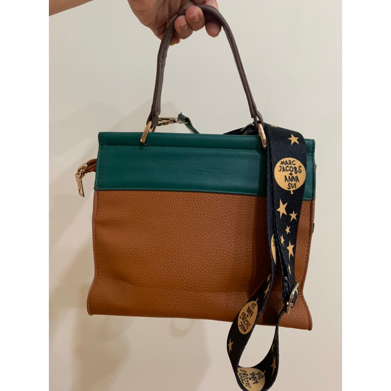 Túi đeo chéo da thật