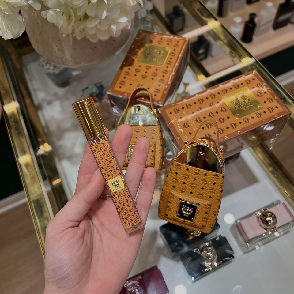 Nước hoa MCM Eau de Parfum 10ml vô cùng dịu ngọt, tinh tế