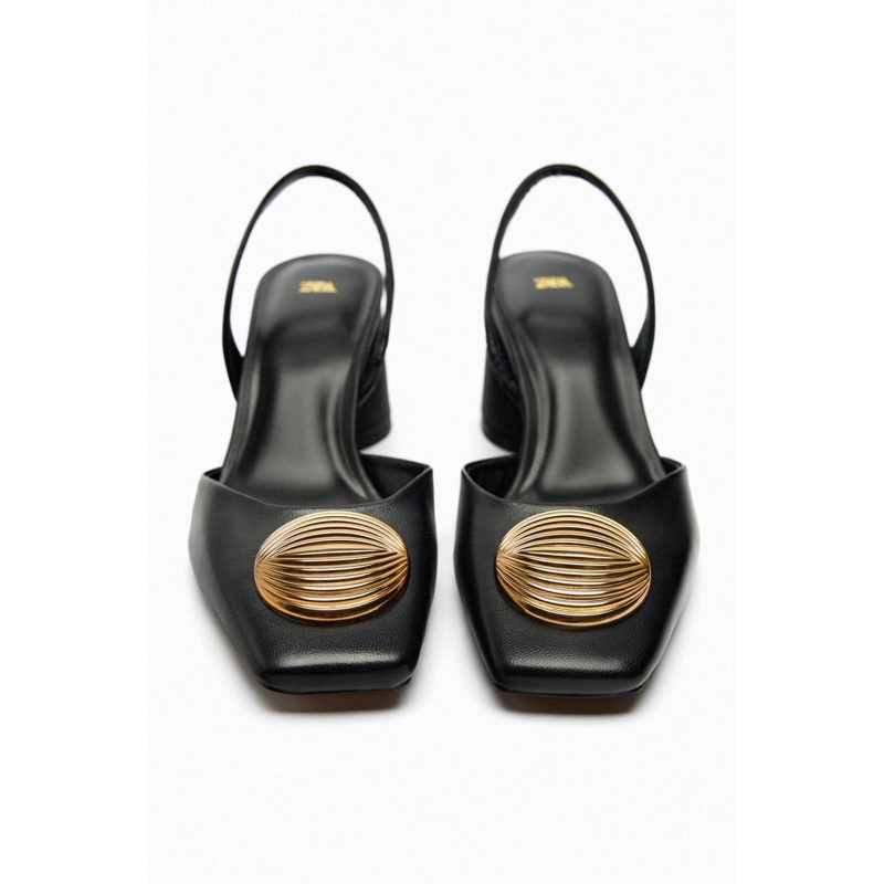 Giày sandal Z.r cao gót mũi vuông đính vàng sang chảnh đế trụ cao 6cm lạ mắt phong cách retro Pháp mới ra mắt 2023