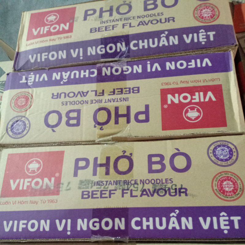 phở bò. vifon