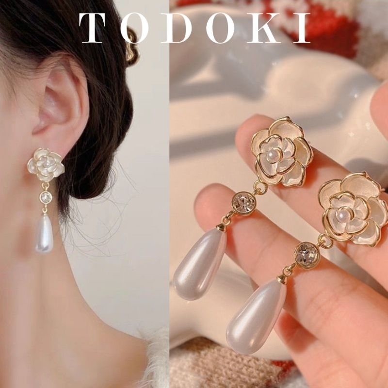 Khuyên tai trắng thả ngọc trai nhân tạo siêu sang TODOKI T068