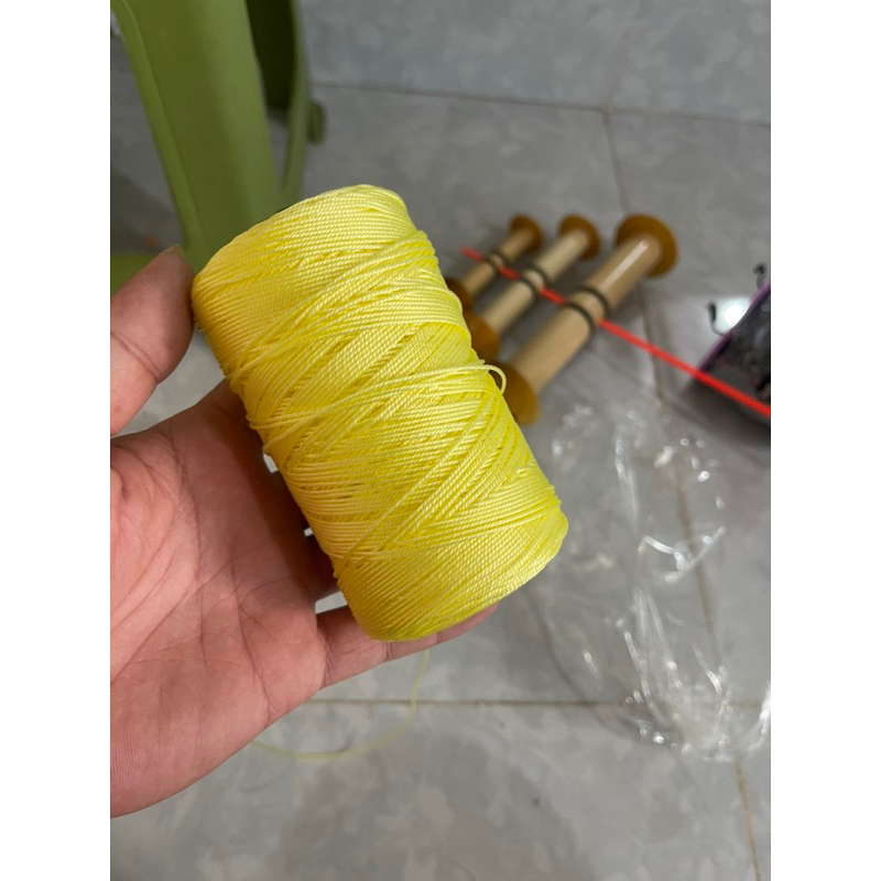 Dây dù thả diều 1m5-1m7-1m8 dài 300m