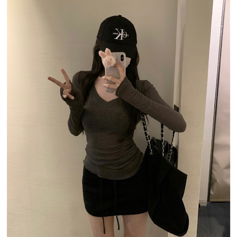Áo thun dệt kim dài tay màu trơn cổ V xuyên thấu phong cách sexy quyến rũ cho nữ