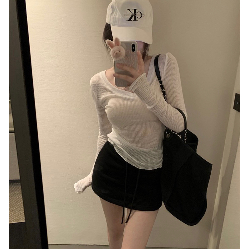 Áo thun dệt kim dài tay màu trơn cổ V xuyên thấu phong cách sexy quyến rũ cho nữ