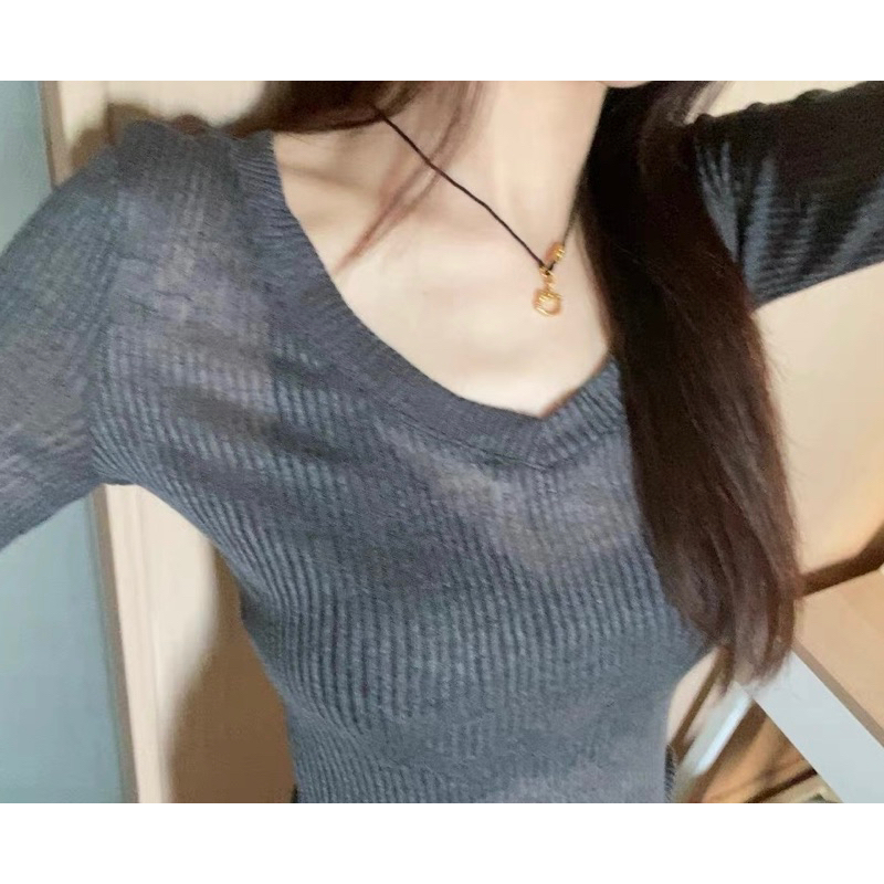 Áo thun dệt kim dài tay màu trơn cổ V xuyên thấu phong cách sexy quyến rũ cho nữ