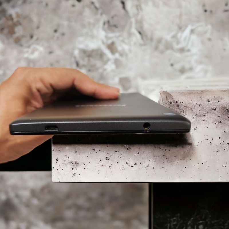 Lenovo Tab 2 A7- Máy tính bảng giải trí giá tốt