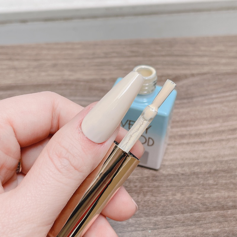 Sơn gel màu Trắng KEM Very good nail chai 15ml