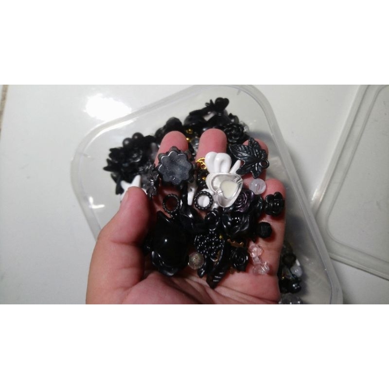 Charm decor toploader, quần áo