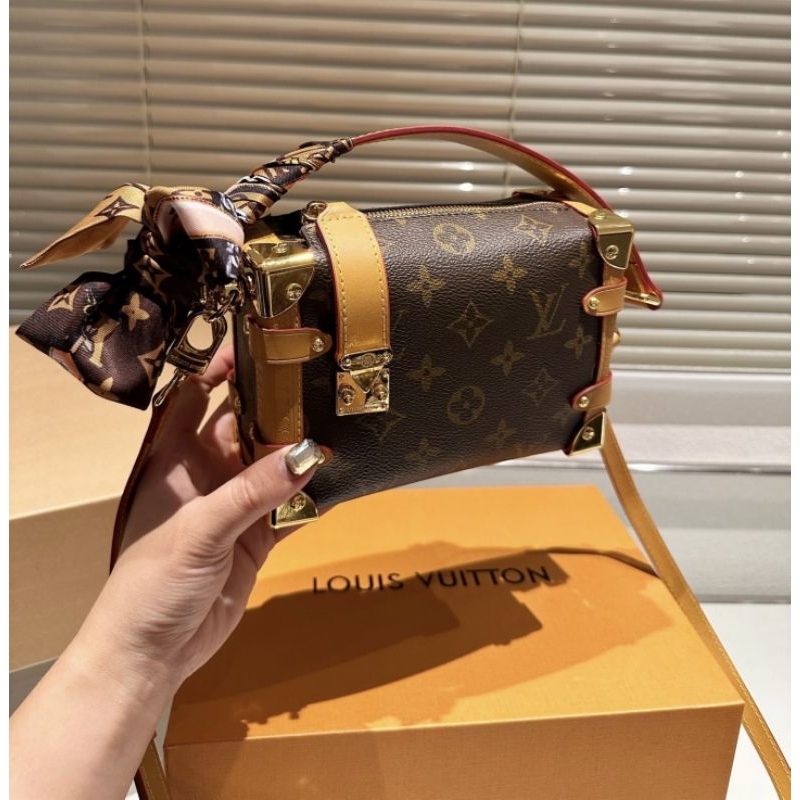 Túi xách dành cho nữ LV Trunk phom đẹp họa tiết mới cóng sz18cm kèm hộp vip