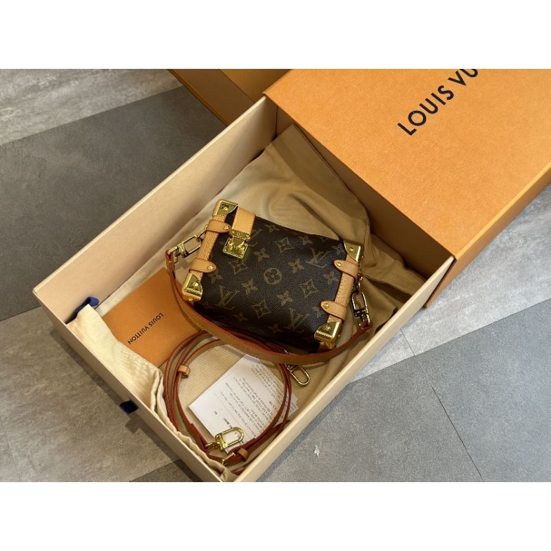 Túi xách dành cho nữ LV Trunk phom đẹp họa tiết mới cóng sz18cm kèm hộp vip