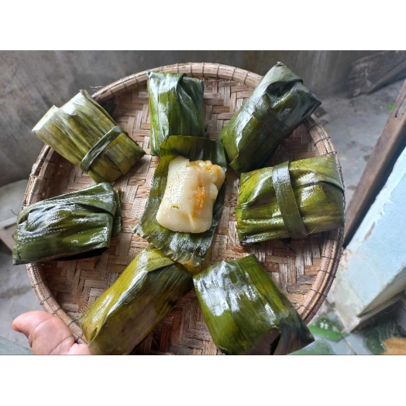 SET 30 CÁI BÁNH ÍT MẶN NHÂN TÔM THỊT CHÍNH GỐC HUẾ GIAO HỎA TỐC HCM