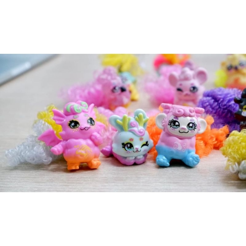 Thú Hatchimals chính hãng xoa nở bí mật linh thú bên trong