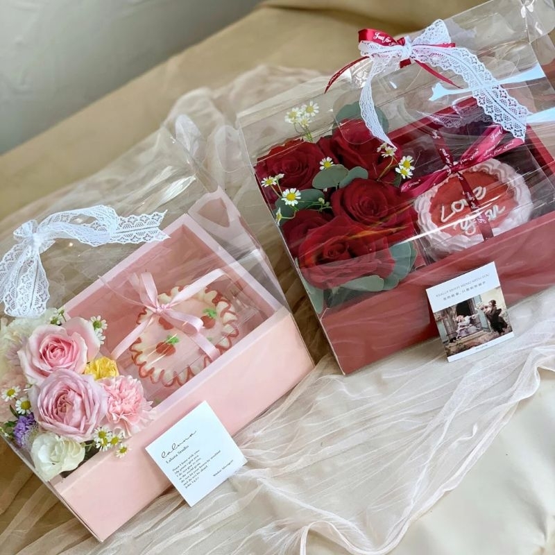 Hộp Mica đựng Hoa và Bánh với đủ loại đế Thấp, Cao, To.