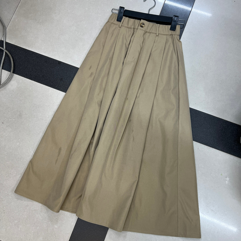 Chân váy thô xòe xếp ly dáng dài