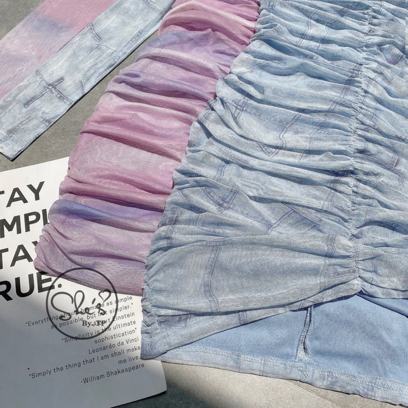 Váy body lưới loang xoắn ngực