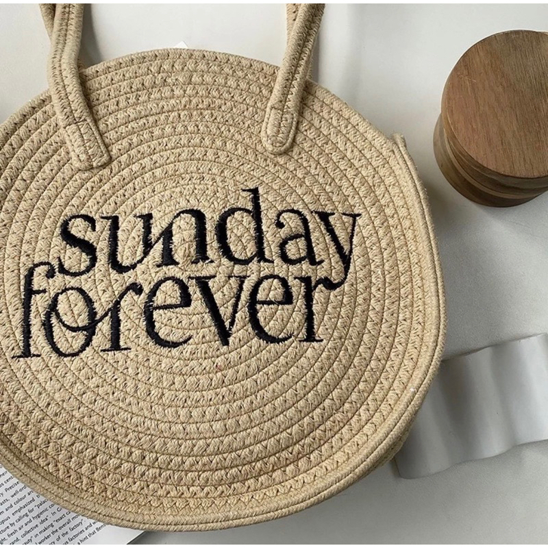 Túi cói dáng tròn