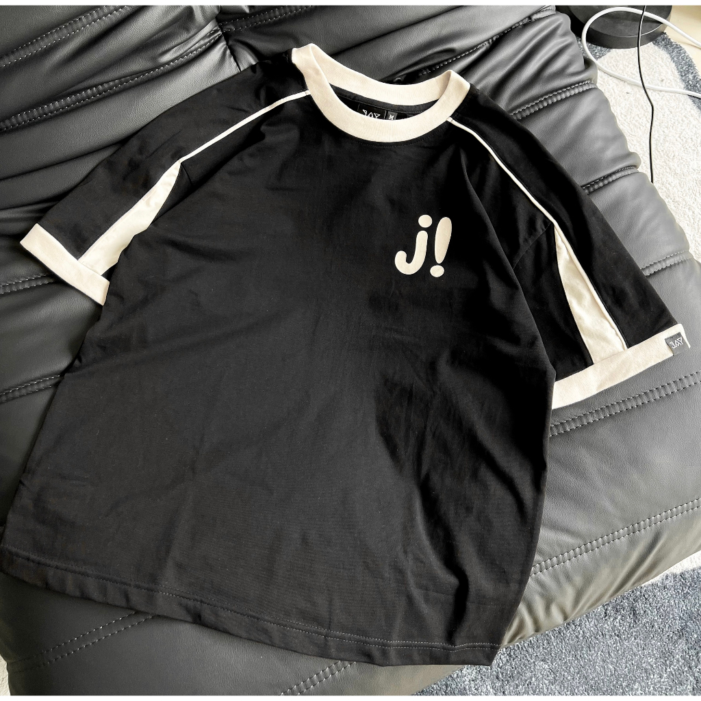 Áo Thun Baby Tee J! Tee Phối Line Nam Nữ Unisex JAYSTOREE Brand 🖤