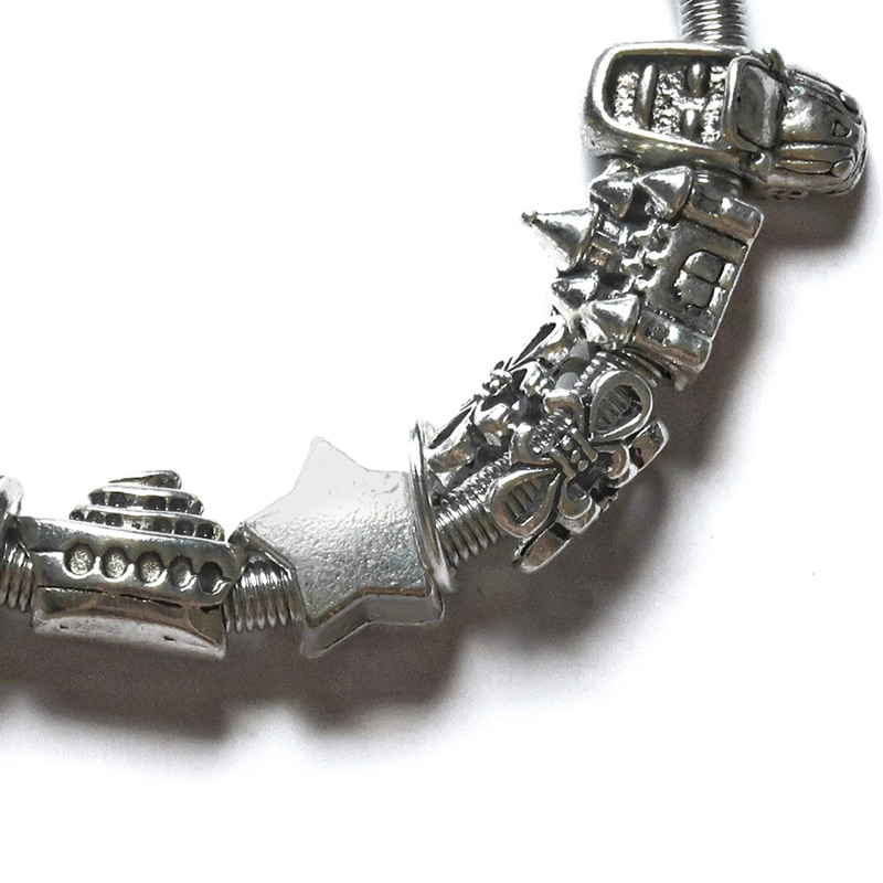 ASYLUM STAR BRACELET VÒNG ĐEO TAY BẠC