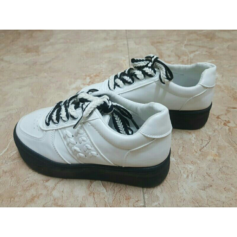 Pass giày nữ xinh  size 36 đế 4cm