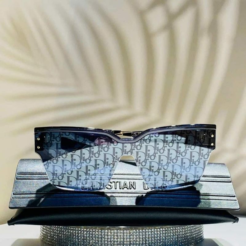 Sỉ Mắt Kính Tráng Gương