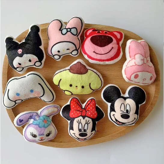 Huy hiệu cục bông sanrio kitty cinnamoroll pompompurin kuromi HHB3 cài áo cài cặp