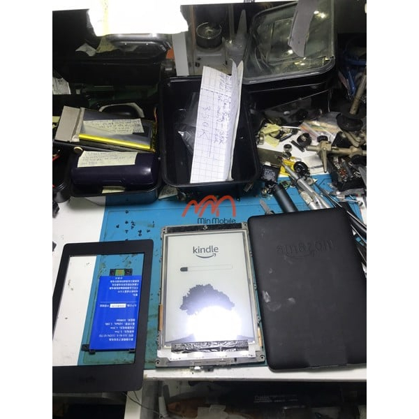 Thay Pin Amazon Kindle Paperwhite 3