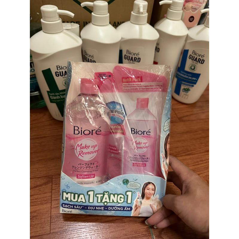 Nước tẩy trang Biore 400ml tặng túi 250ml