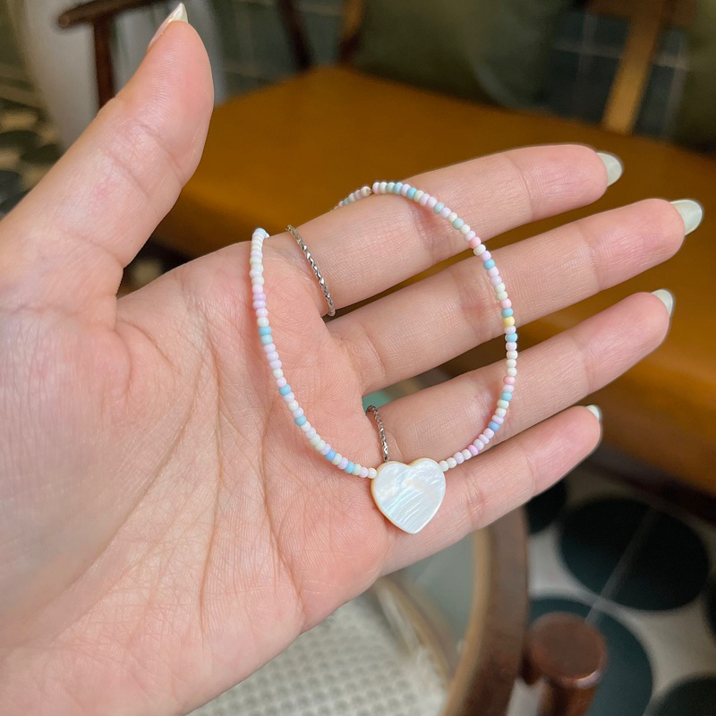 Vỏng Cổ Hạt Cườm Pastel Trái Tim Xà Cừ