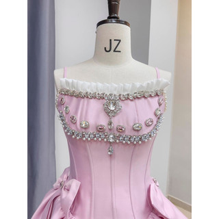 ᴄʜᴜʙʙʏʏ - Đầᴍ ᴅáɴɢ ᴄᴏʀsᴇᴛ ᴘʜốɪ ɴơ đá 🎀