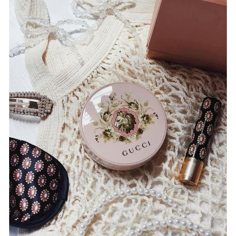 Phấn Nước Cushion Gucci Dưỡng Ẩm Mỏng Nhẹ Tone 01 02 03 SPF22