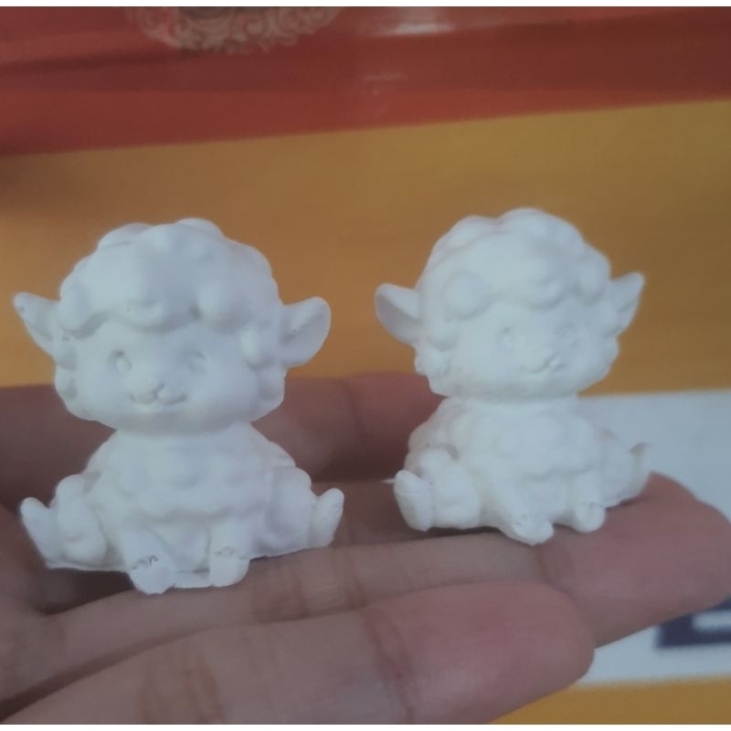 TƯỢNG TÔ MÀU HÌNH CON CỪU. Saze mini.
