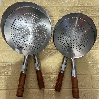 Vợt vớt xương inox cán gỗ 5 zise: 22cm, 24cm , 26cm , 28cm , 30cm
