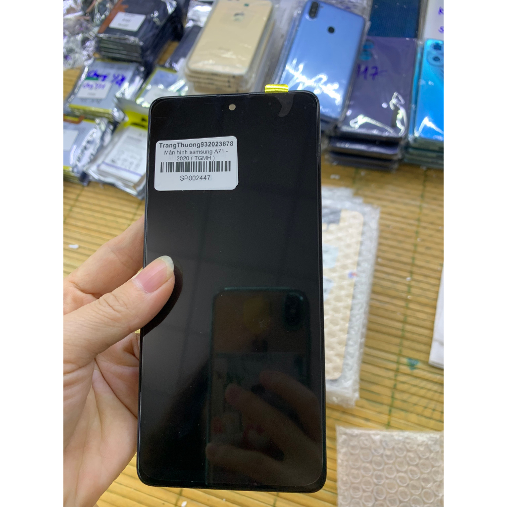 Màn hình điện thoại 2ic, liền sẵn khung samsung A71 - bao test, tặng kèm 1 tuýp keo
