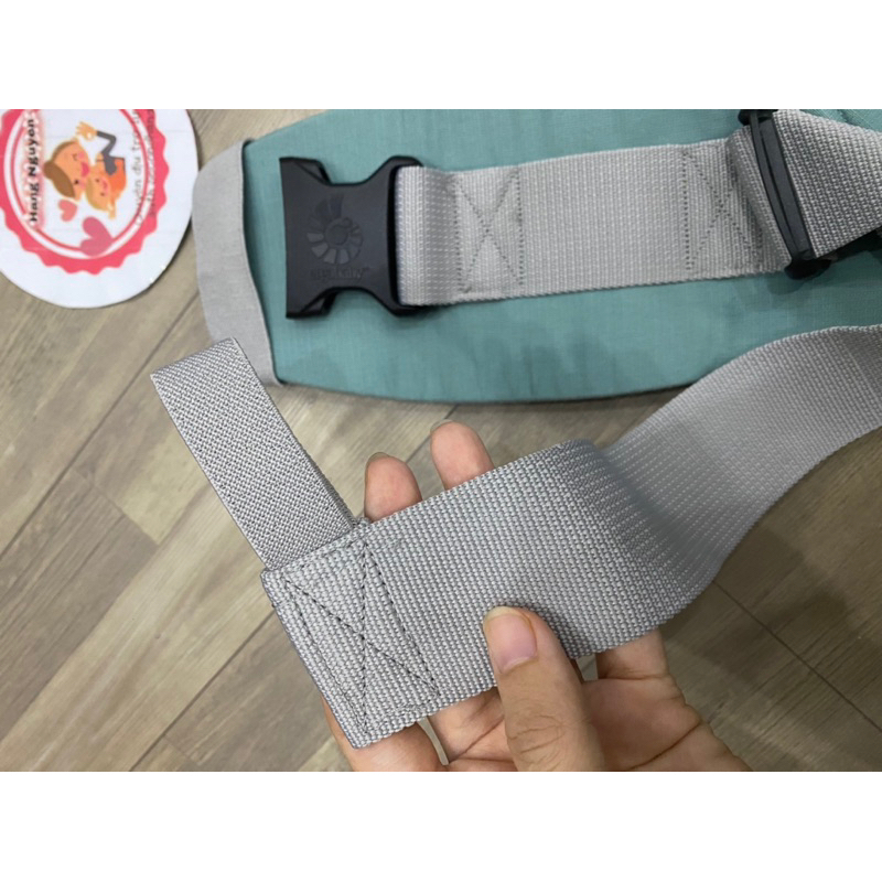 Địu trợ lực 4 tư thế auth 2hand xanh mint