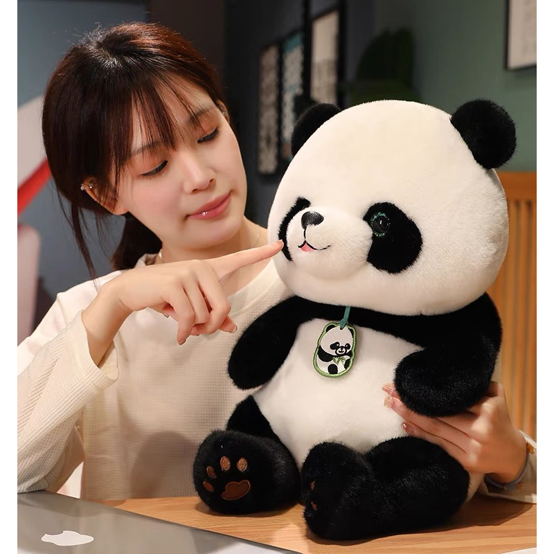 Thú bông Gấu Trúc đeo sticker lông xù ngồi bông cao cấp - NHÓC