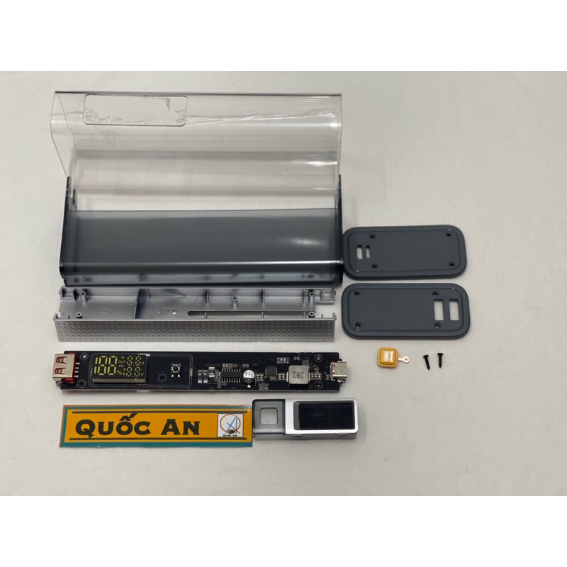 BOX SẠC DỰ PHÒNG 4 cell 21700 —22.5w  kèm hình