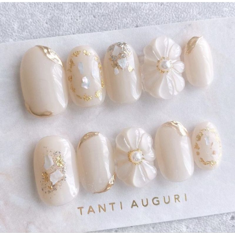 Móng giả_nail box móng thiết kế hoa nổi nhẹ nhàng