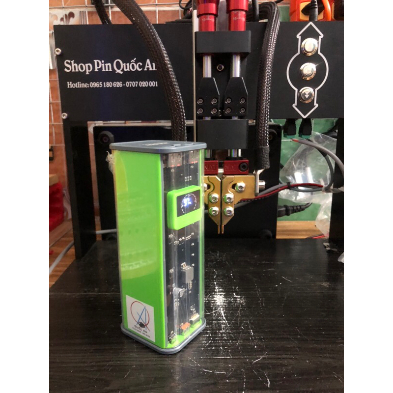 Box Sạc Dự Phòng 8 cell 21700