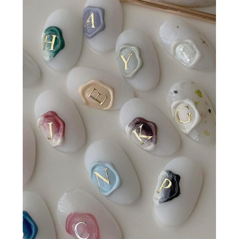 Sticker chữ in hoa