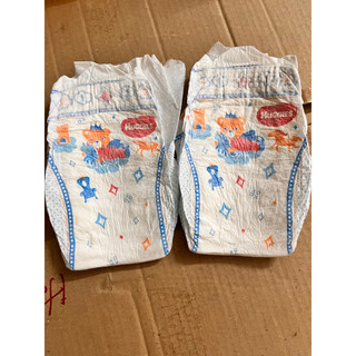 Tã dán Huggies size M 1 miếng lẻ.
