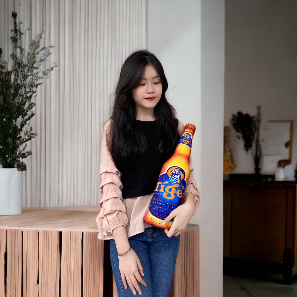 Gấu bông bia tiger hình 3D nhìn là say,chất liệu vải nhung mền mịn dễ ôm
