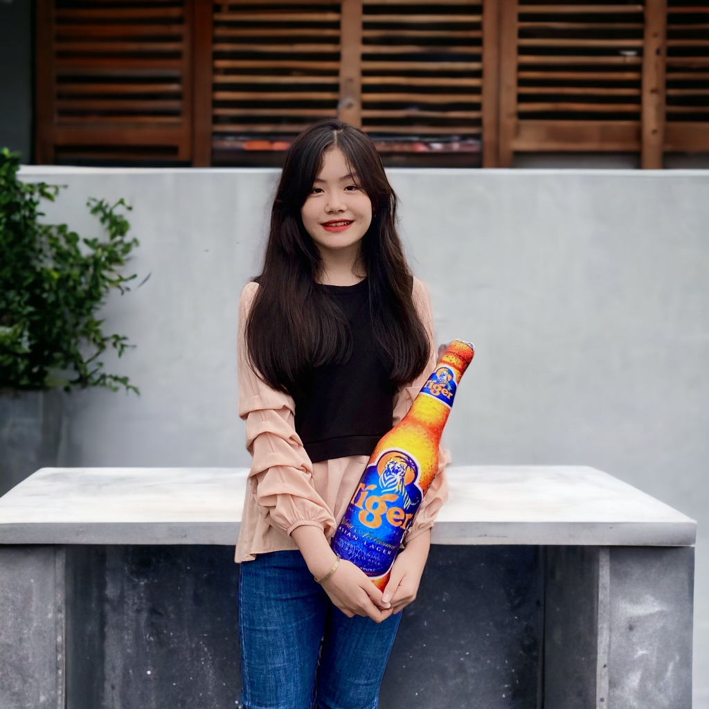 Gấu bông bia tiger hình 3D nhìn là say,chất liệu vải nhung mền mịn dễ ôm